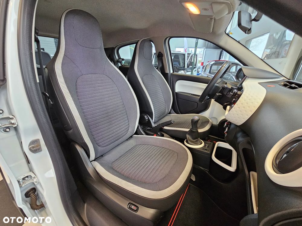 Renault Twingo SCe 70 Intens - 23