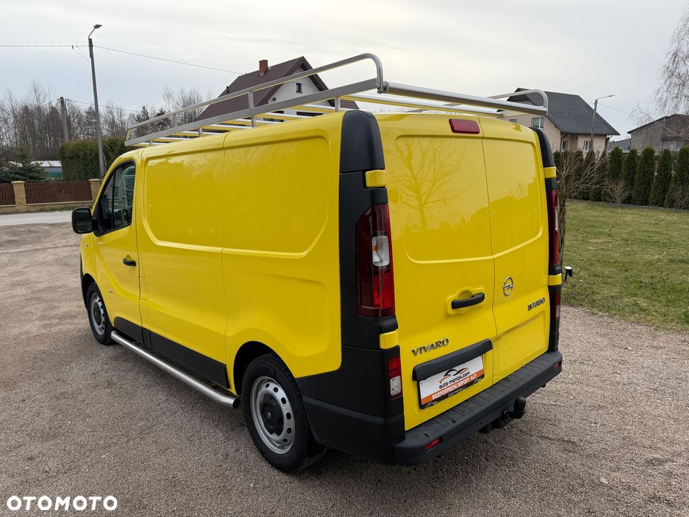 Opel Vivaro - 2