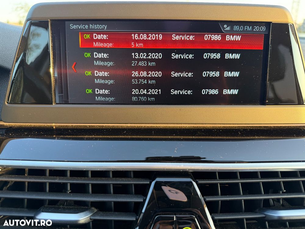 BMW Seria 5 520d AT - 19