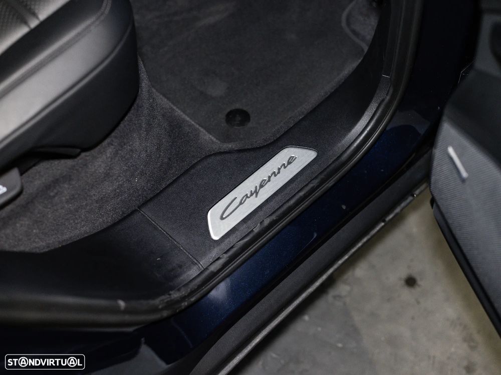 Porsche Cayenne E-Hybrid - 33