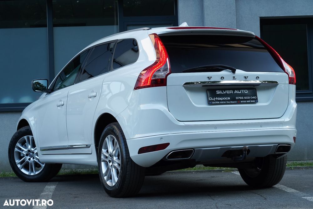 Volvo XC 60 D5 AWD Geartronic Summum - 18
