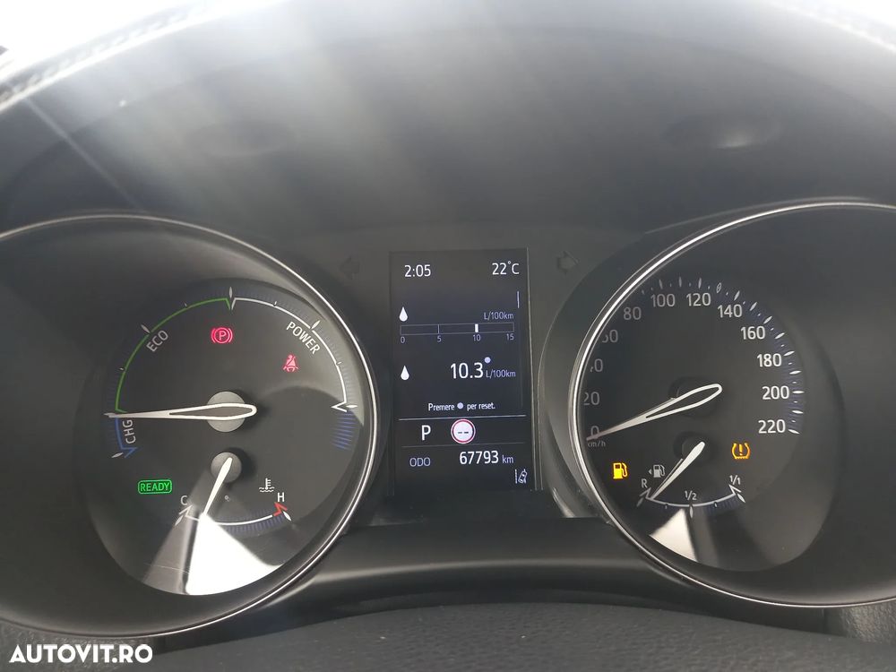 Toyota C-HR - 12