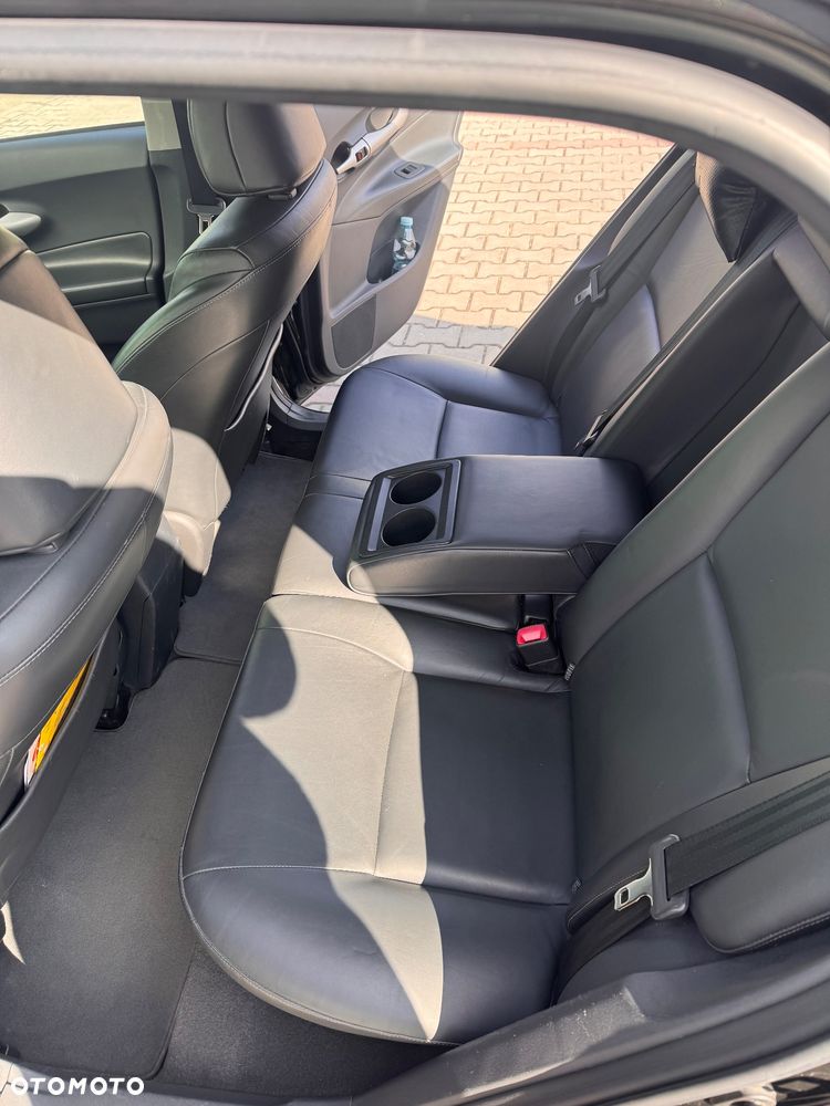 Toyota Auris 2.2 D-4D D-CAT - 11