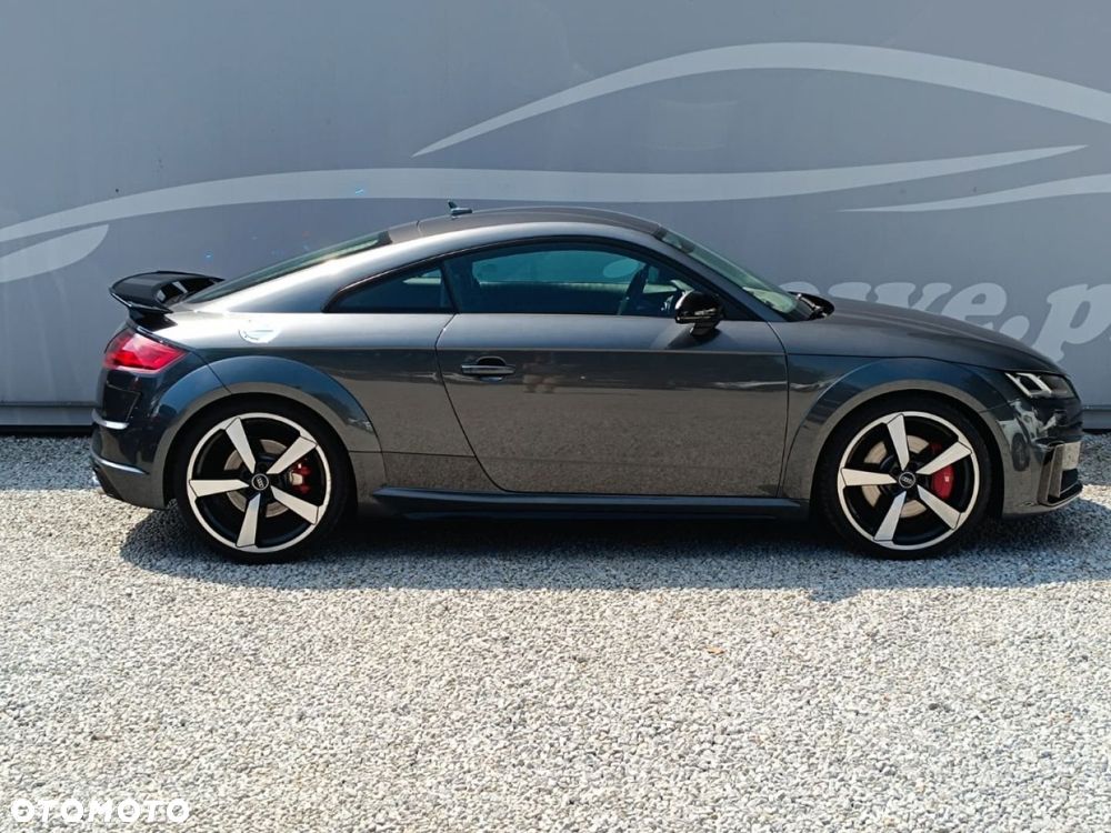 Audi TT S Coupé - 13