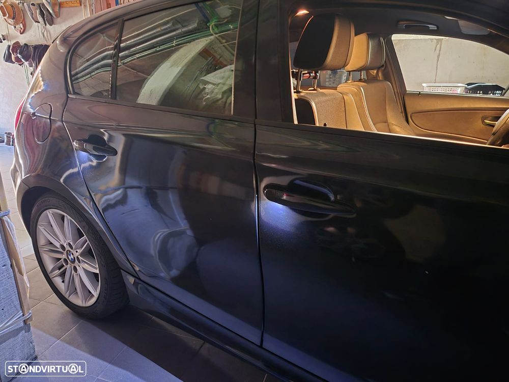 BMW 118 d Pack M - 15