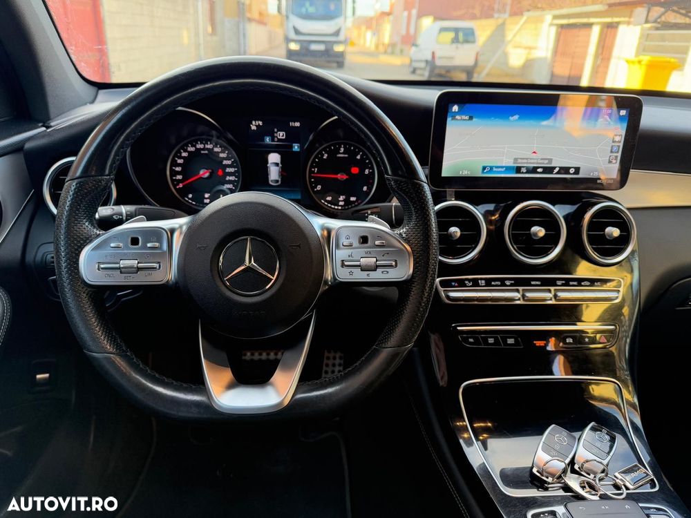 Mercedes-Benz GLC Coupe 300 d 4MATIC - 24
