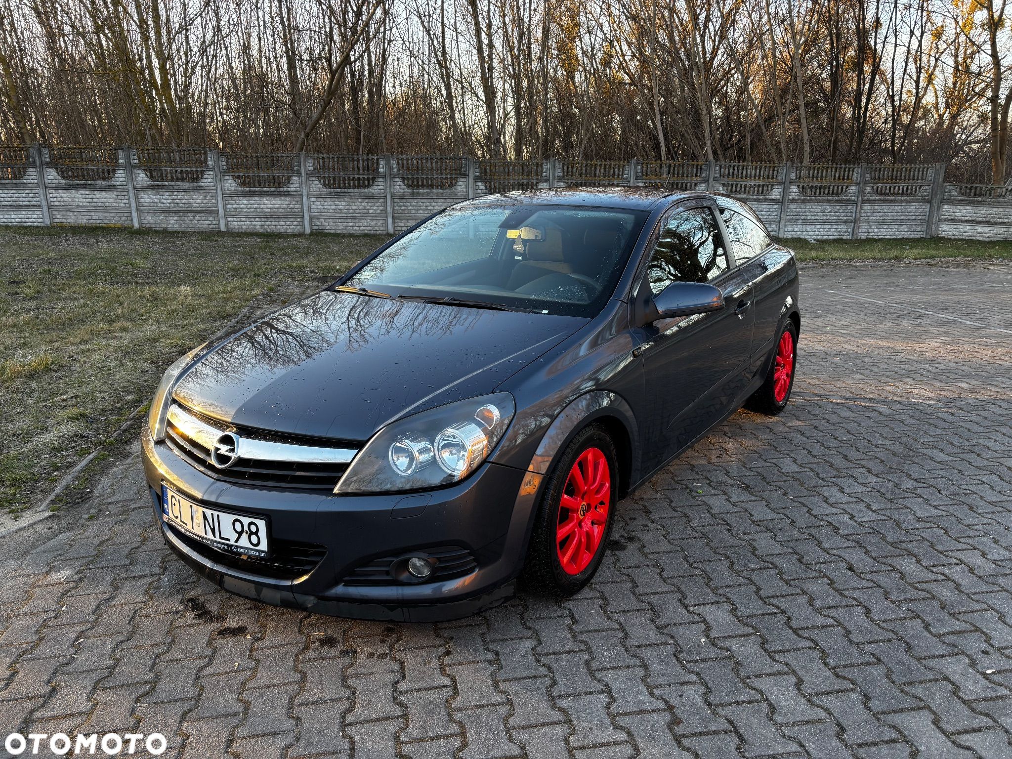Opel Astra GTC 1.6 - 1