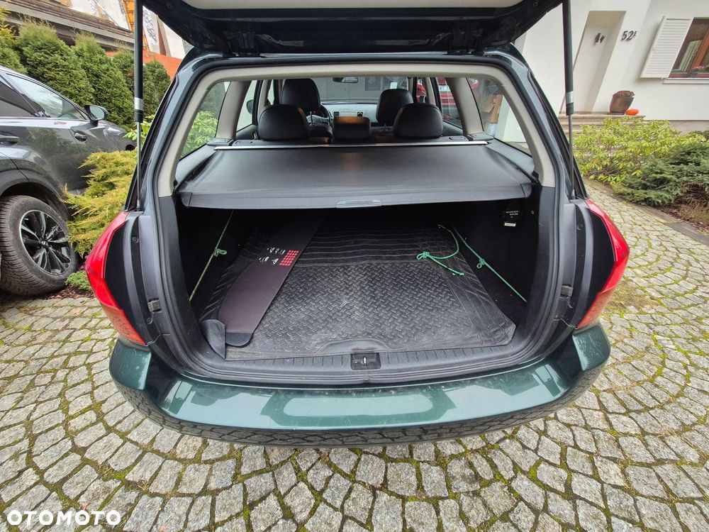 Subaru Legacy 2.5i MT - 8