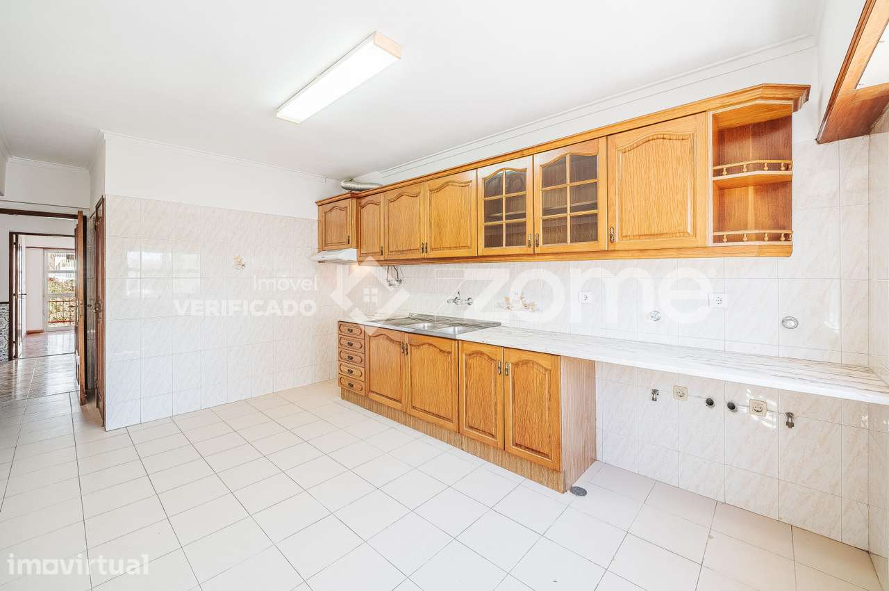Apartamento T2 na Tapada das Mercês - Grande imagem: 5/39