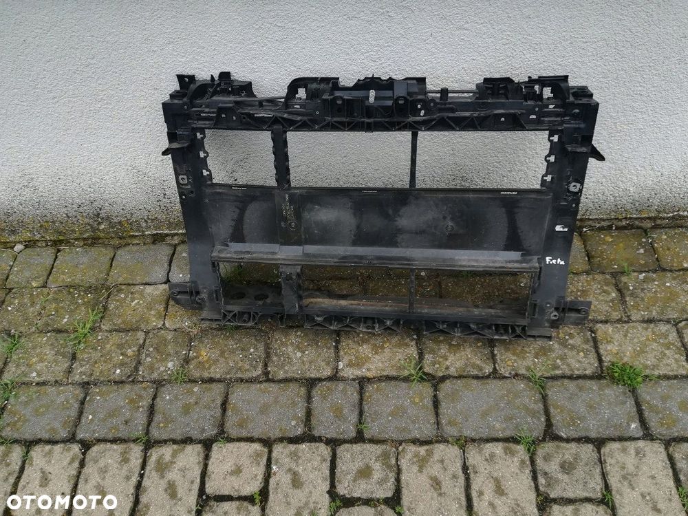 FORD FIESTA MK8 PAS PRZEDNI WZMOCNIENIE ORYGINAŁ