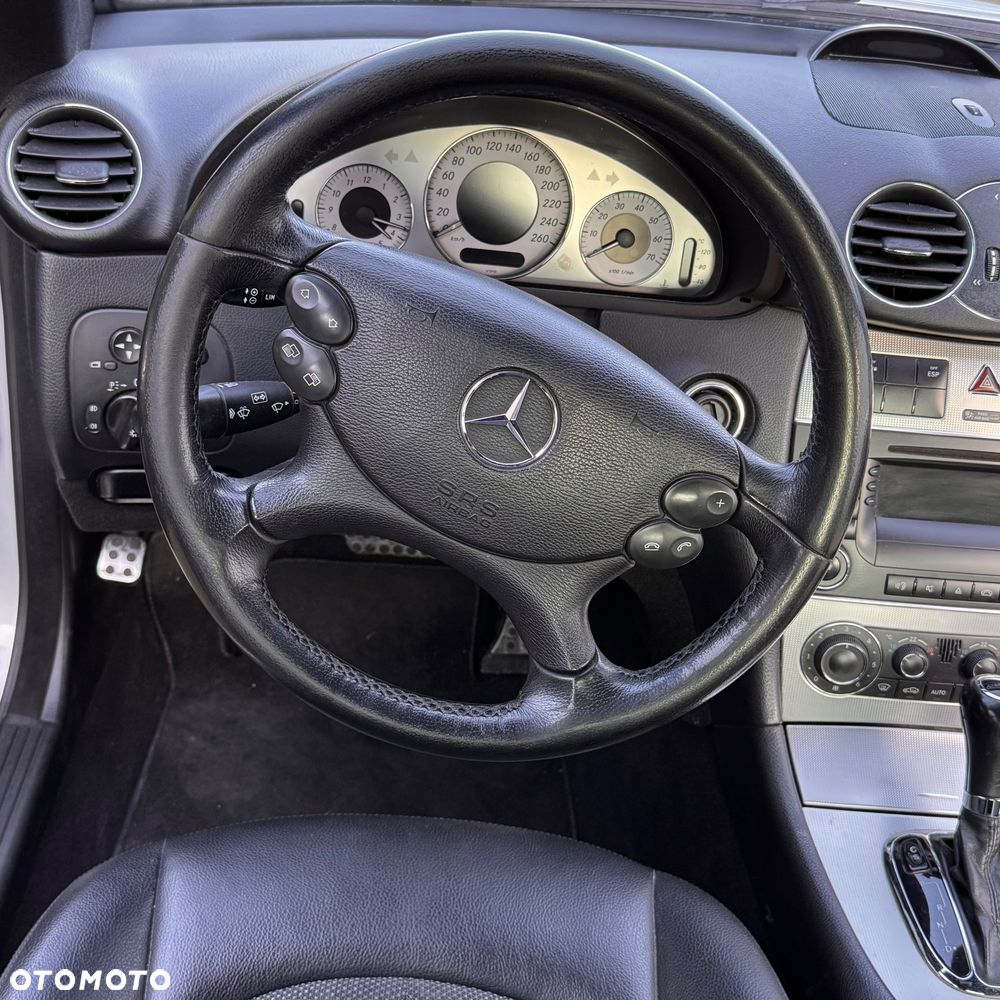 Mercedes-Benz CLK - 9