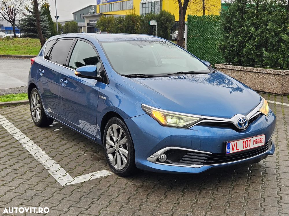 Toyota Auris 1.8 Hybrid Executive - 1
