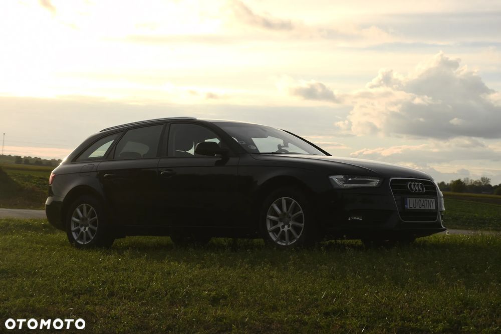 Audi A4 Avant 2014 photo 2