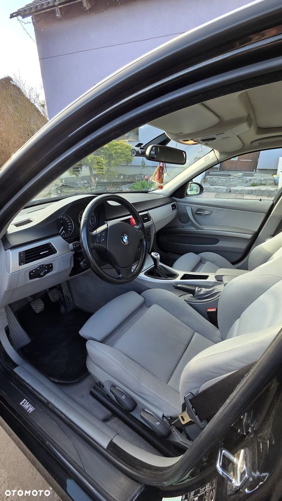 BMW Seria 3 - 10