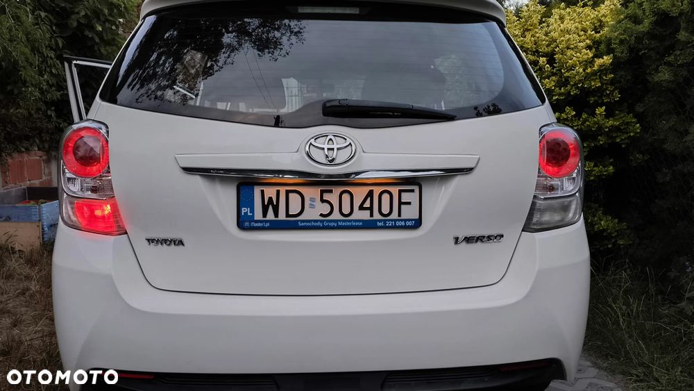 Toyota Verso 2.0 D-4D Premium - 2