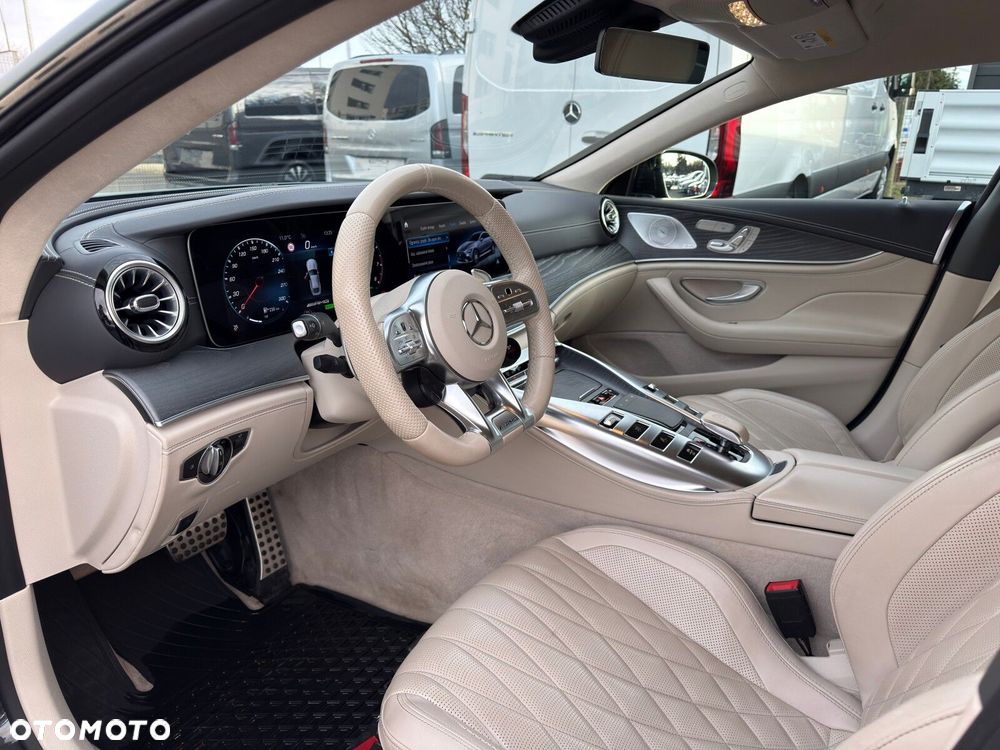 Mercedes-Benz AMG GT 43 4-Matic+ - 17
