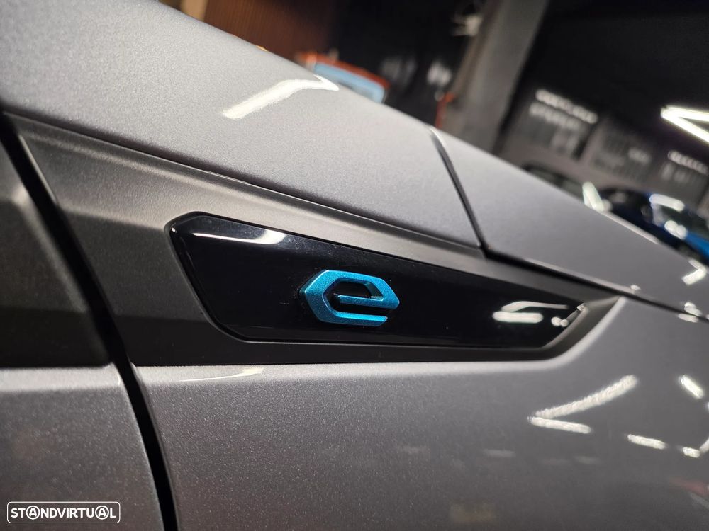 Peugeot e-2008 50 kWh Active Pack - 23