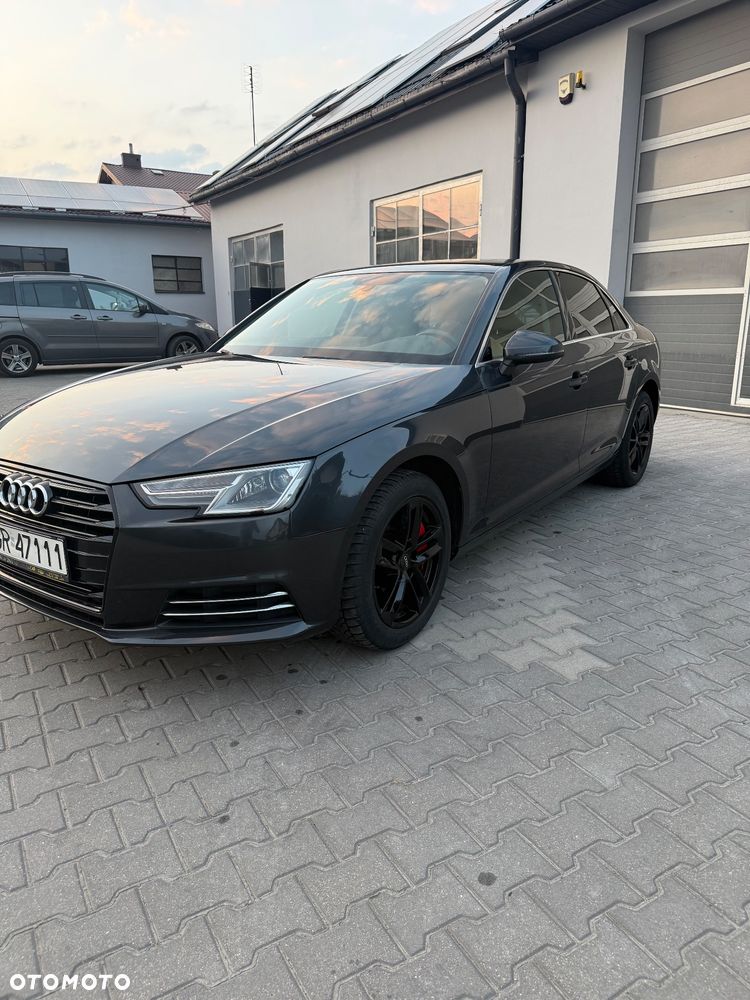 Audi A4 Limousine - 5