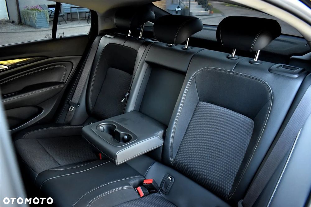 Opel Insignia 1.5 T GPF Exclusive S&S - 20