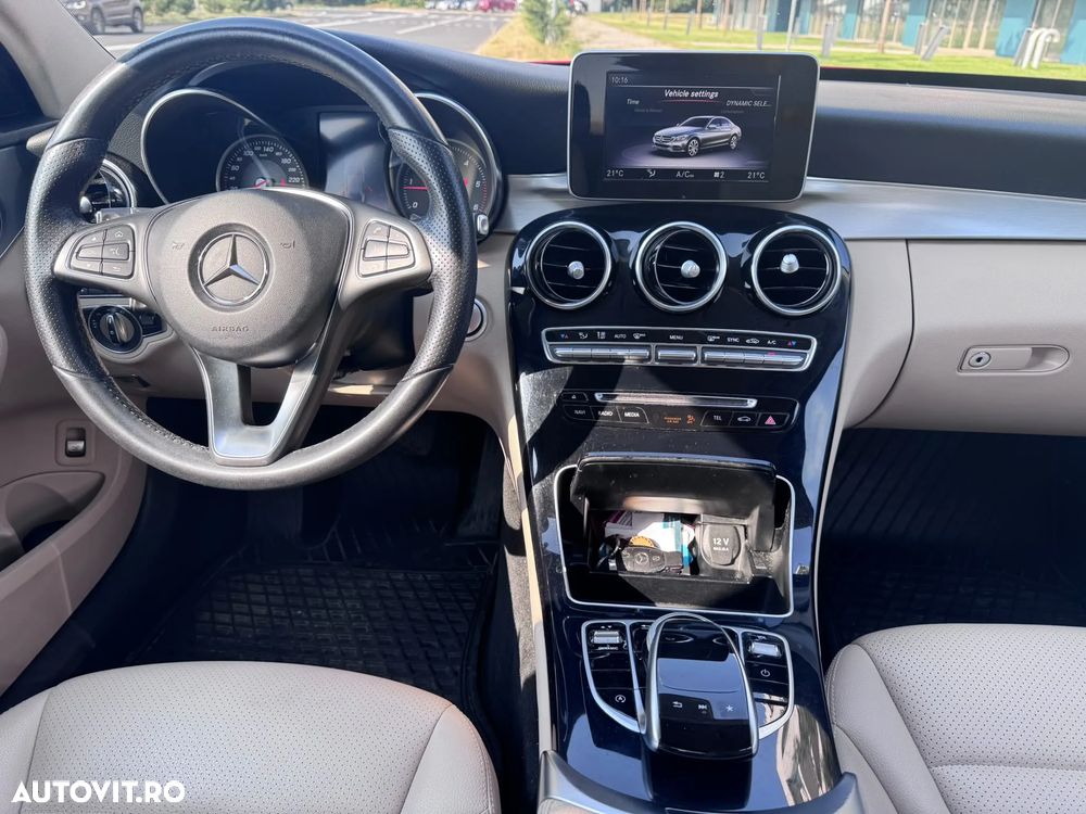 Mercedes-Benz C 220 d 4MATIC Aut. - 4