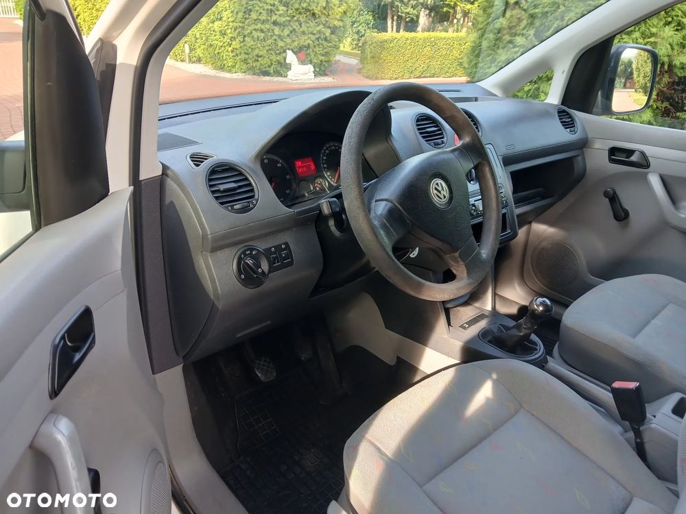Volkswagen CADDY - 7