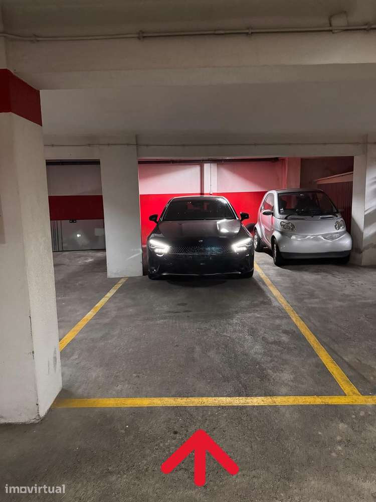 Lugar duplo de garagem Câmara Municipal de Matosinhos - Grande imagem: 2/11
