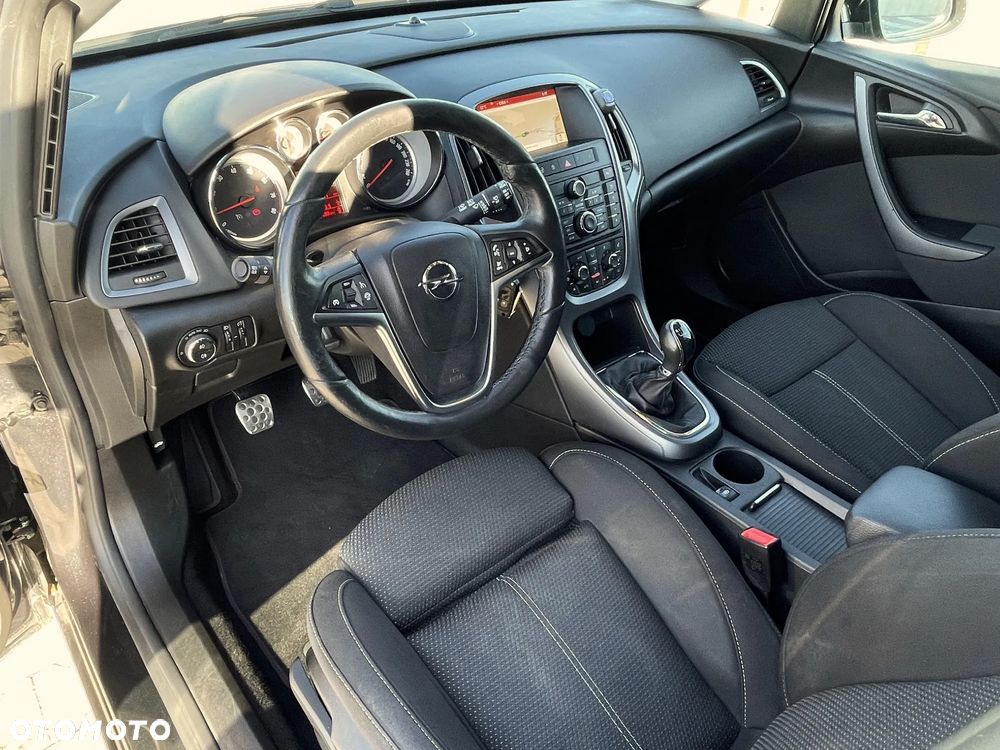 Opel Astra 1.4 Turbo Cosmo - 19