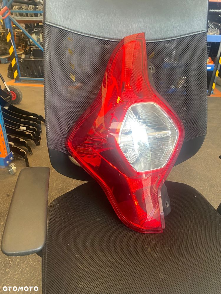 DACIA LODGY LAMPA TYLNA LEWA LEWY TYŁ TYLNIA - 1