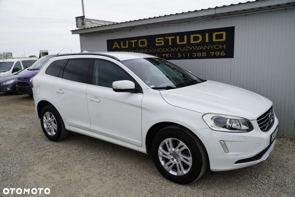 Volvo XC 60 D4 Geartronic Kinetic - 2