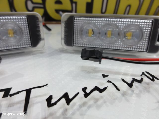 Suporte De Lâmpada De Matricula Com Led Branco Para  Audi TT 8N 2-doors 1999-2006, VW EOS, Golf 4, 5, 6, 7, Lupo, Passat 3C, CC, Polo 6N2, 9N,9N3, Beetle, Passat B6, B7, Phaeton, Scirocco, Seat Altea, Exeo, Exeo ST, Ibiza 6J, Leon 1P, Skoda Superb 3T 4-drs Sedan 2008, Porsche Carrera GT, 911 Carrera 996, 997, GT2, GT3, Boxster 987, Cayene 9PA, Cayman 987C. - 7