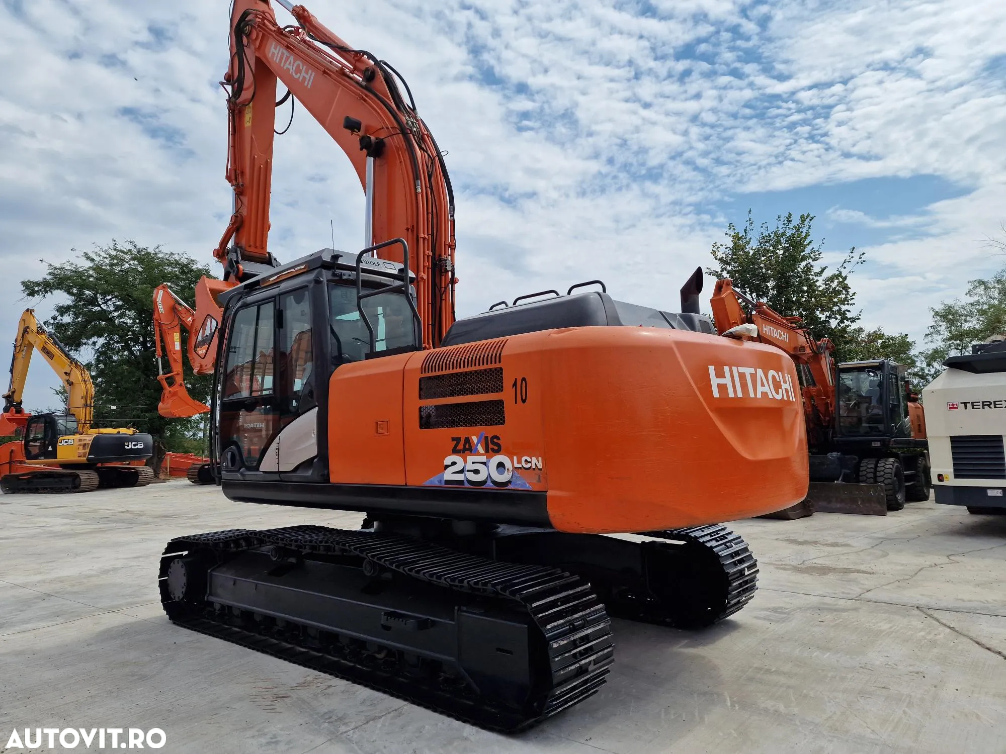 Hitachi ZX250LCN-6, 2016, 8.800h, latime 2,99m, inst picon, a doua inst hidr, gresare automata, protectie cabina, posibilitate leasing, PROMOTIE 77900 EUR+Tva - 2