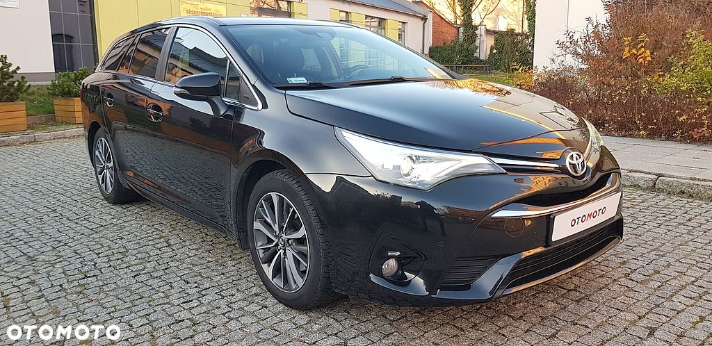 Toyota Avensis 2.0 D-4D Active Business - 1