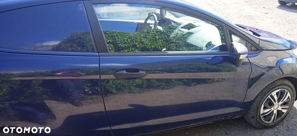 Szyba Drzwi Karoseryjna Ford Fiesta MK7 3D 1.4 TDCi lak. E9 - 8
