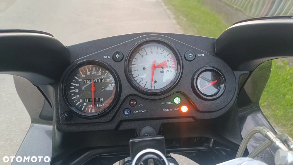 Honda CBR - 8