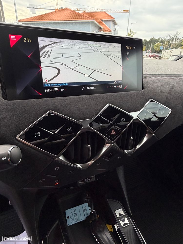 DS DS3 Crossback PureTech 130 Aut. PERFORMANCE LINE + - 16