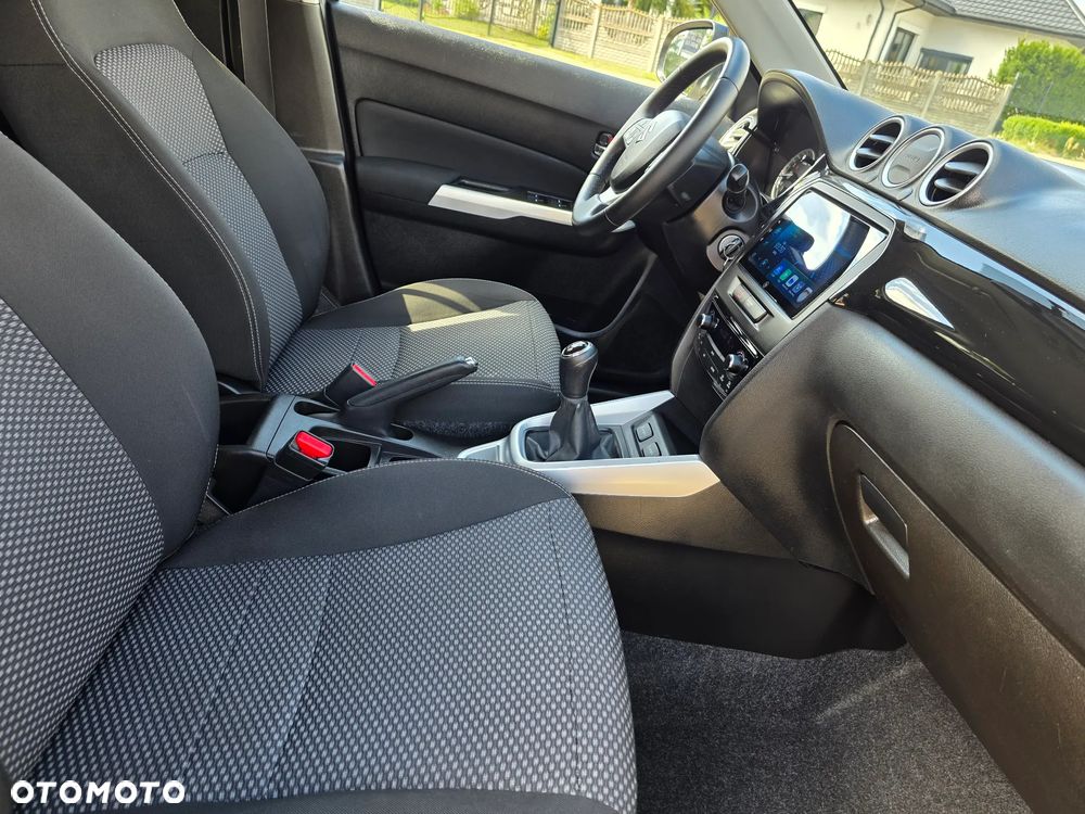 Suzuki Vitara 1.6 (4x2) Comfort+ - 28