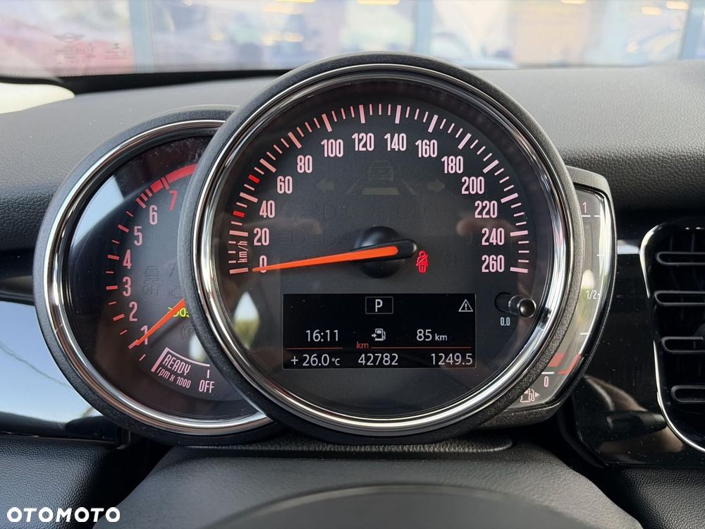 MINI Cooper Classic Trim - 12