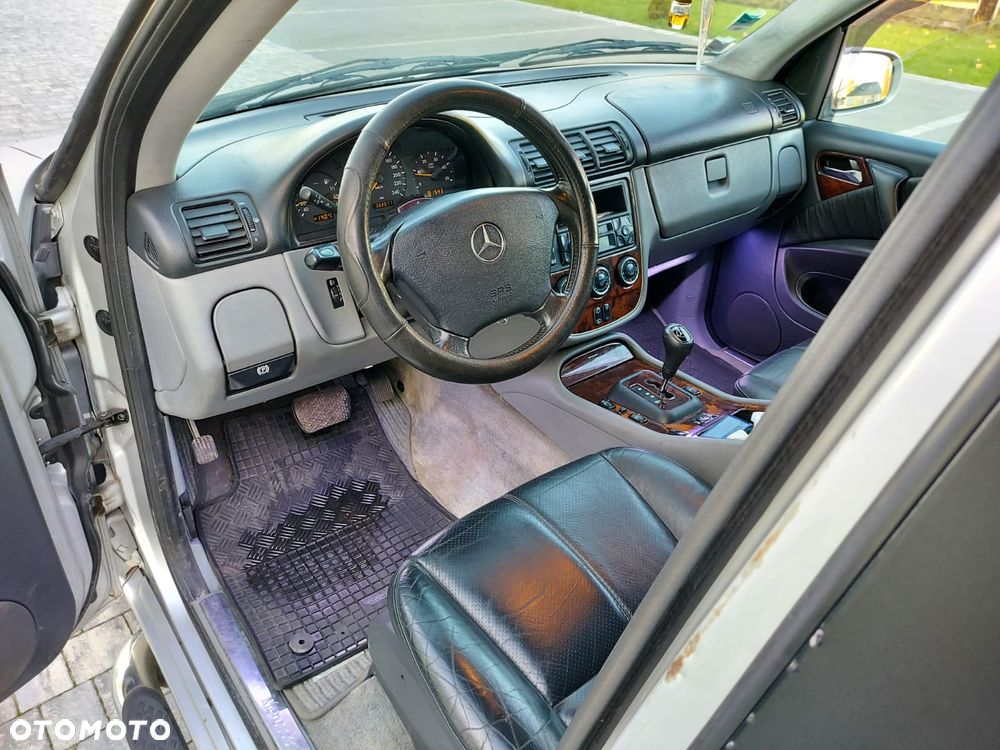 Mercedes-Benz ML - 19