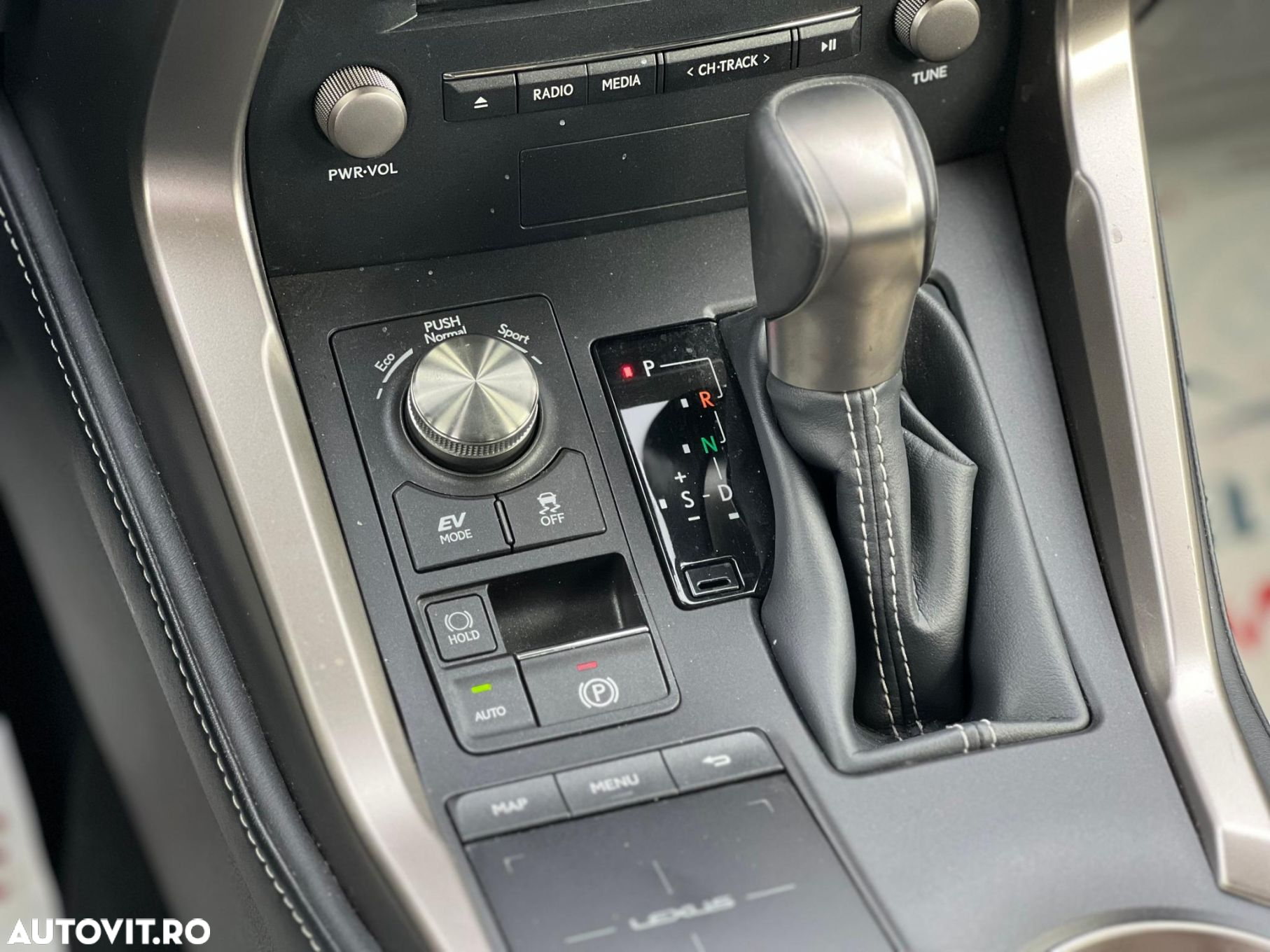 Lexus Seria NX 300h AWD Executive Plus - 20