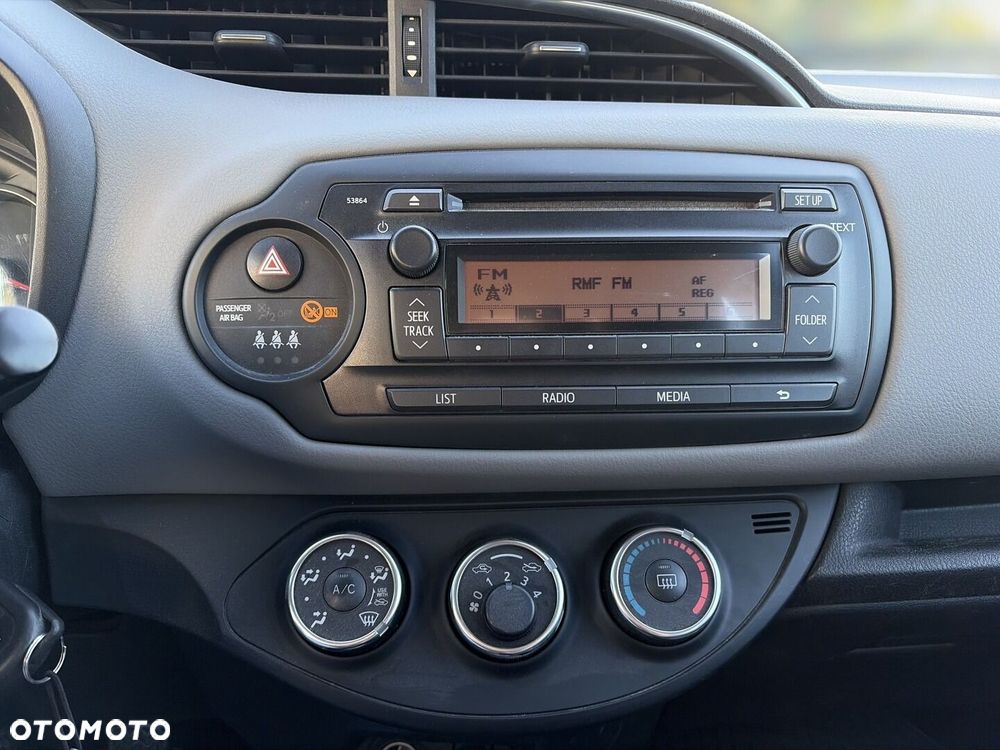 Toyota Yaris 1.0 Active EU6 - 23