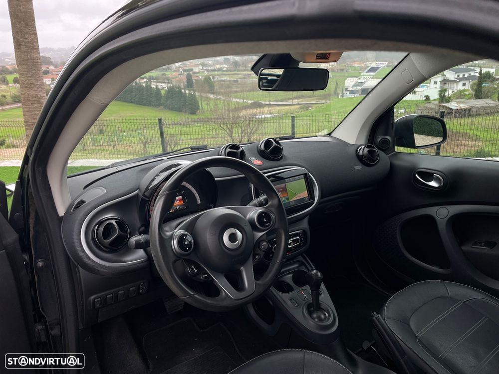 Smart ForTwo Coupé 1.0 mhd Passion 71 - 18