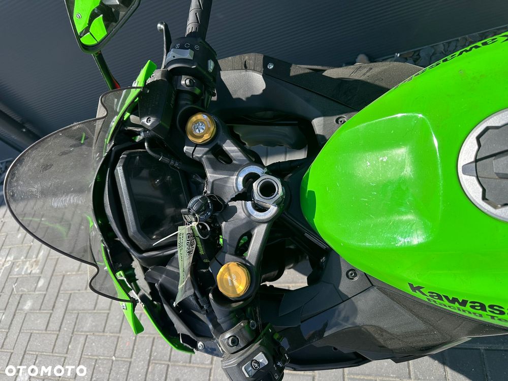 Kawasaki ZX - 7