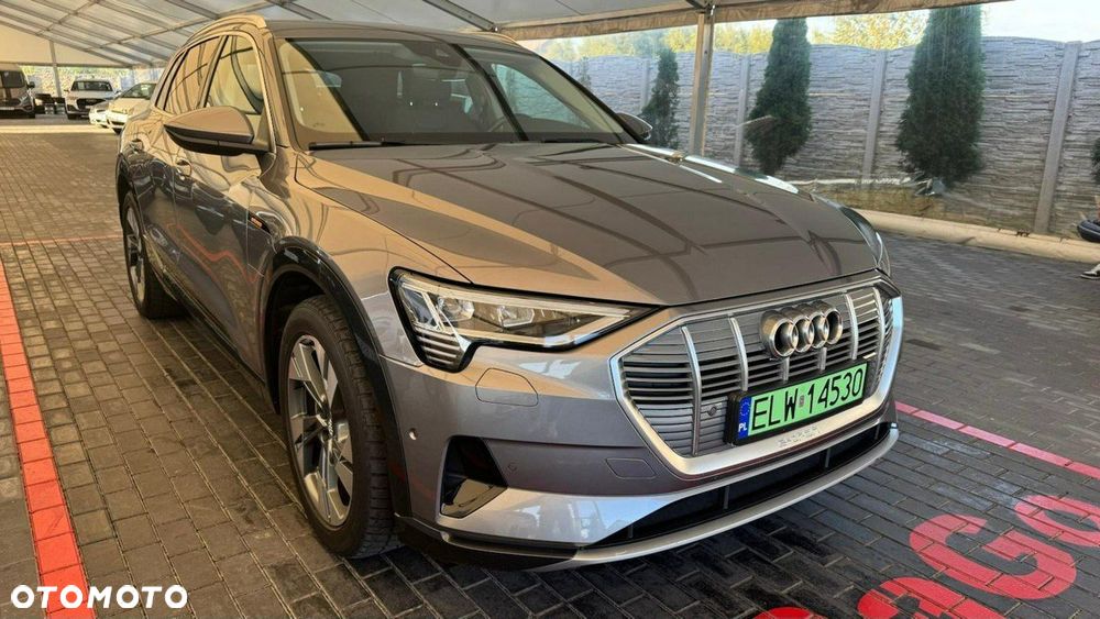 Audi e-tron - 4