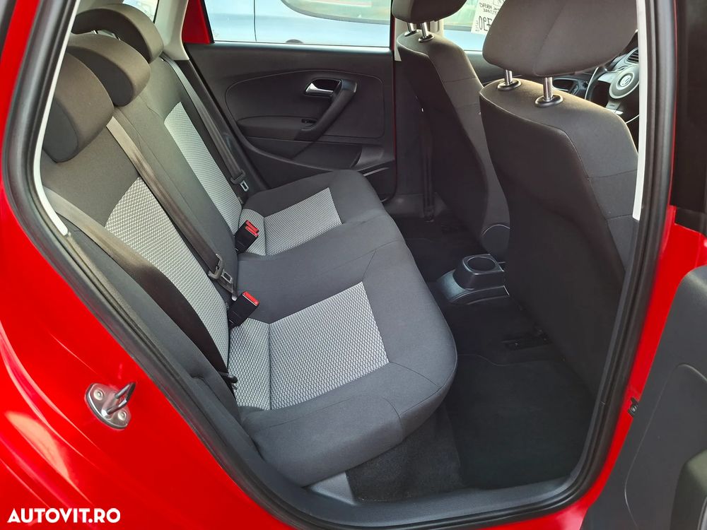 Volkswagen Polo - 8