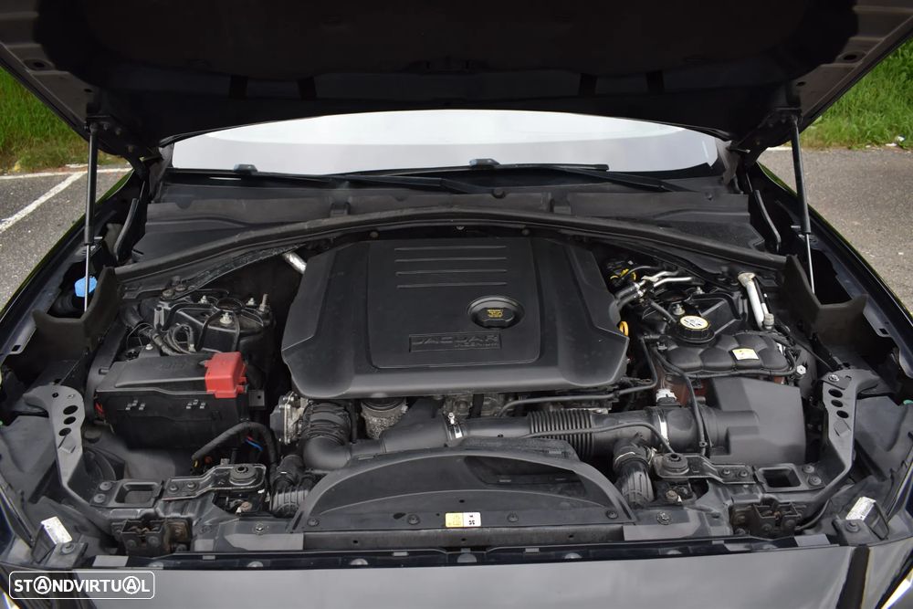 Jaguar F-Pace 2.0 i4D Prestige - 33