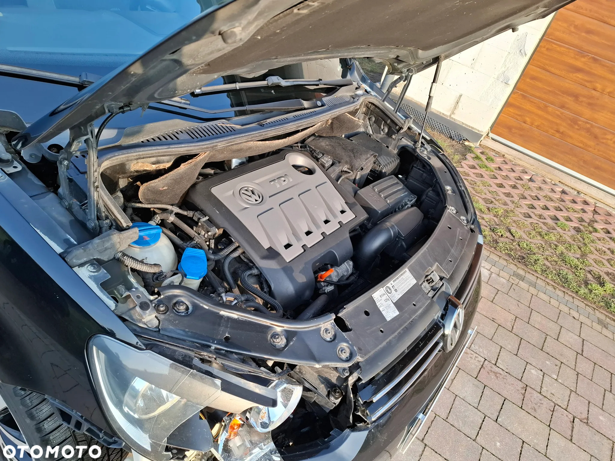 Volkswagen Touran - 34