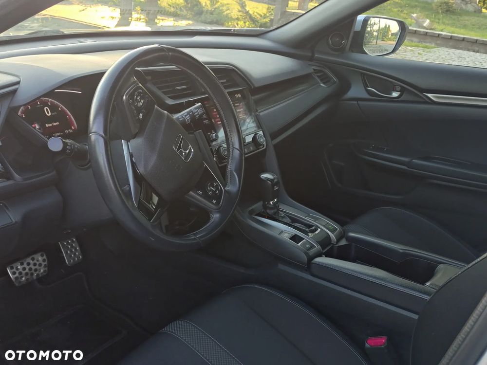 Honda Civic 1.5 i-VTEC Turbo CVT Sport - 18