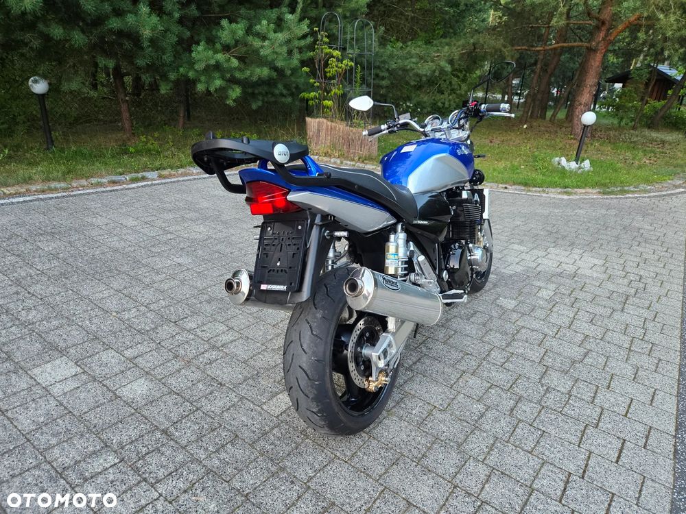Suzuki GSX - 8