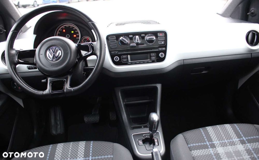 Volkswagen up! - 13