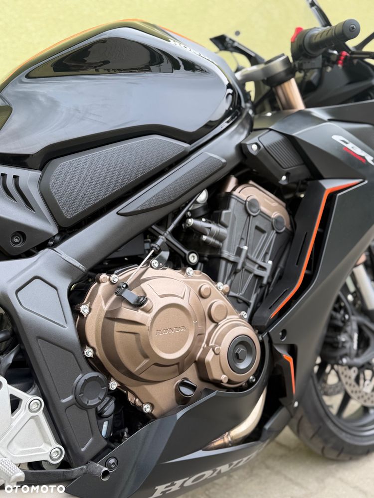 Honda CBR - 15